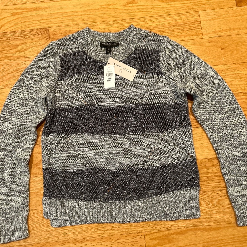NWT Banana Republic Sweater size XSP